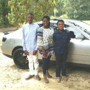 Meet your Posher, Chakela